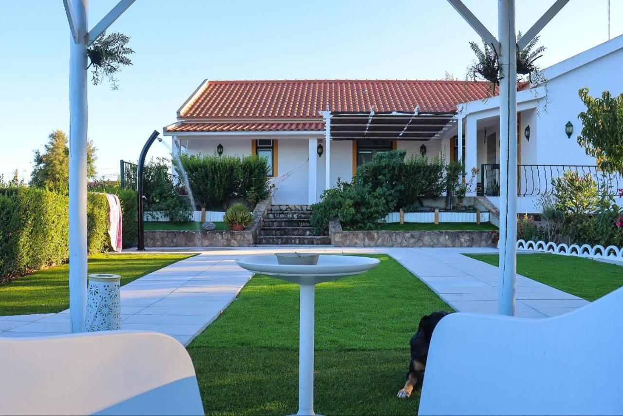 Casa Robusto Guest House Salvaterra de Magos Exterior photo